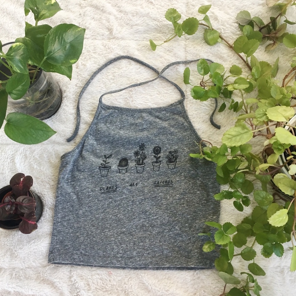 "Plants are friends" Pacsun halter crop top🌿